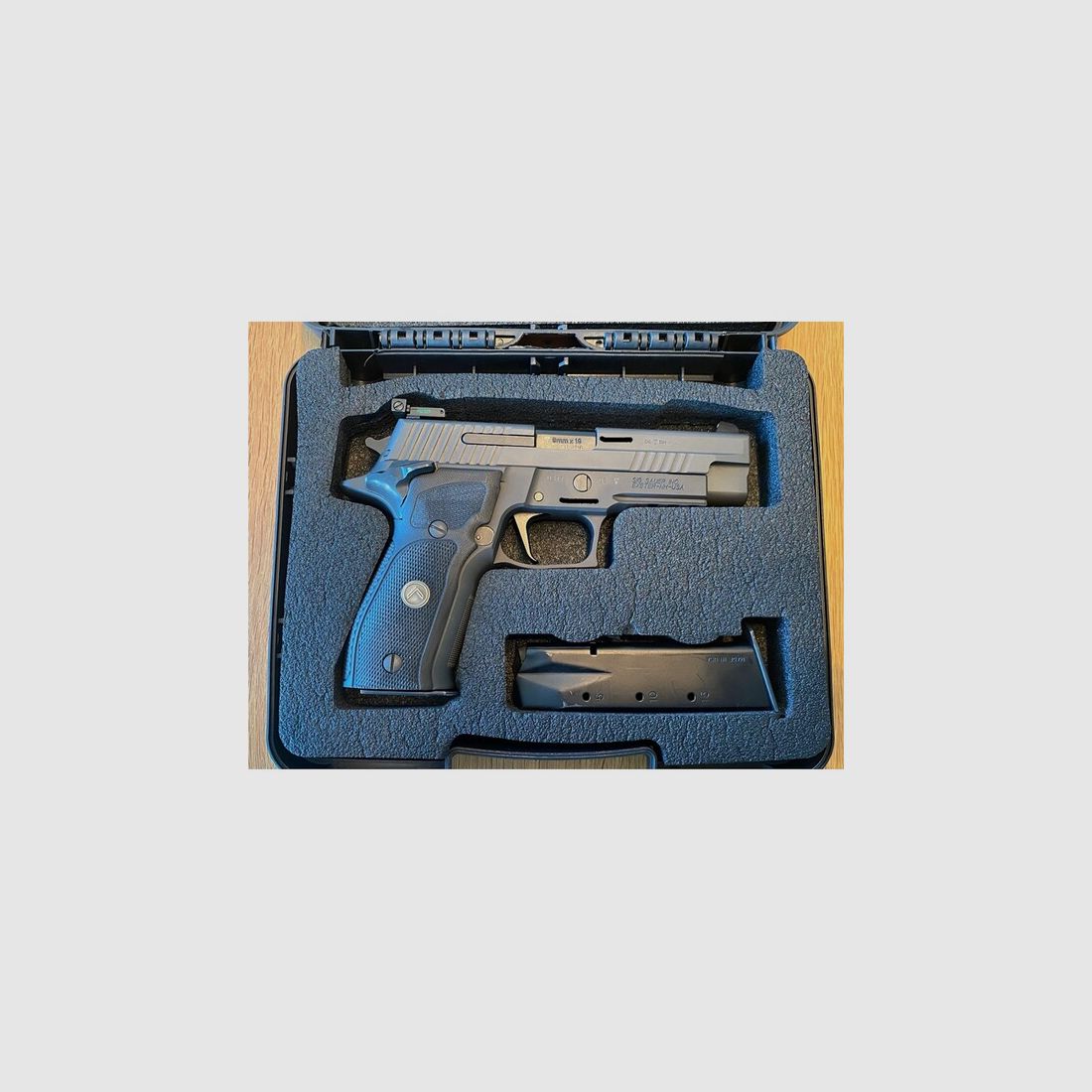 Sig Sauer P226 legion SAO 9 mm
