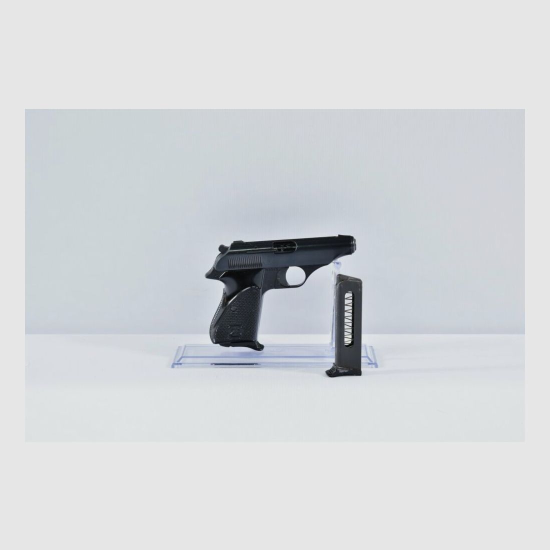 Pistolet Bernadelli 60 7,65 mm Browning, zdjęcie 2 z 3