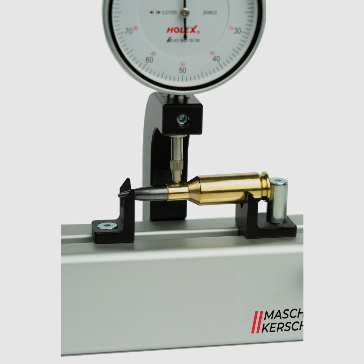Concentricity testing device / cartridge run-out measuring device / run-out measuring device