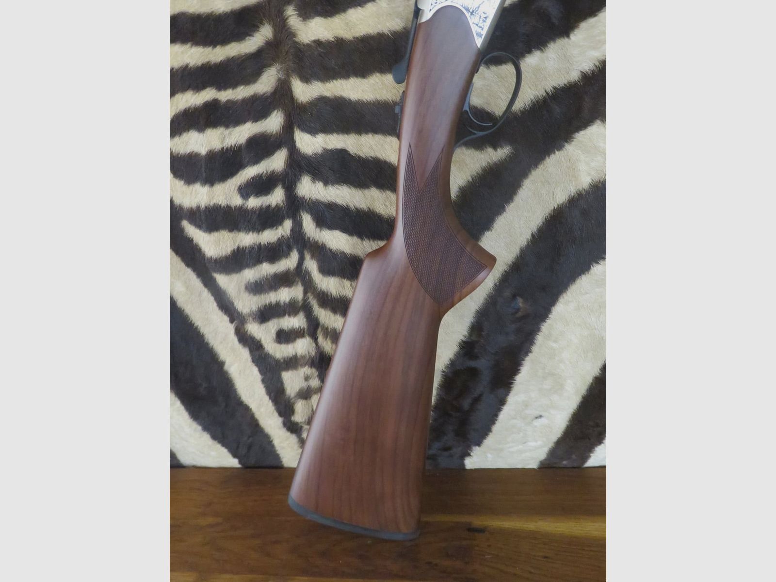 HUGLU Eagle Gravé Flinte Kal.410 Läufe 71 cm 1/4 1/2 – Waffenkoffer, Bild 10 von 12