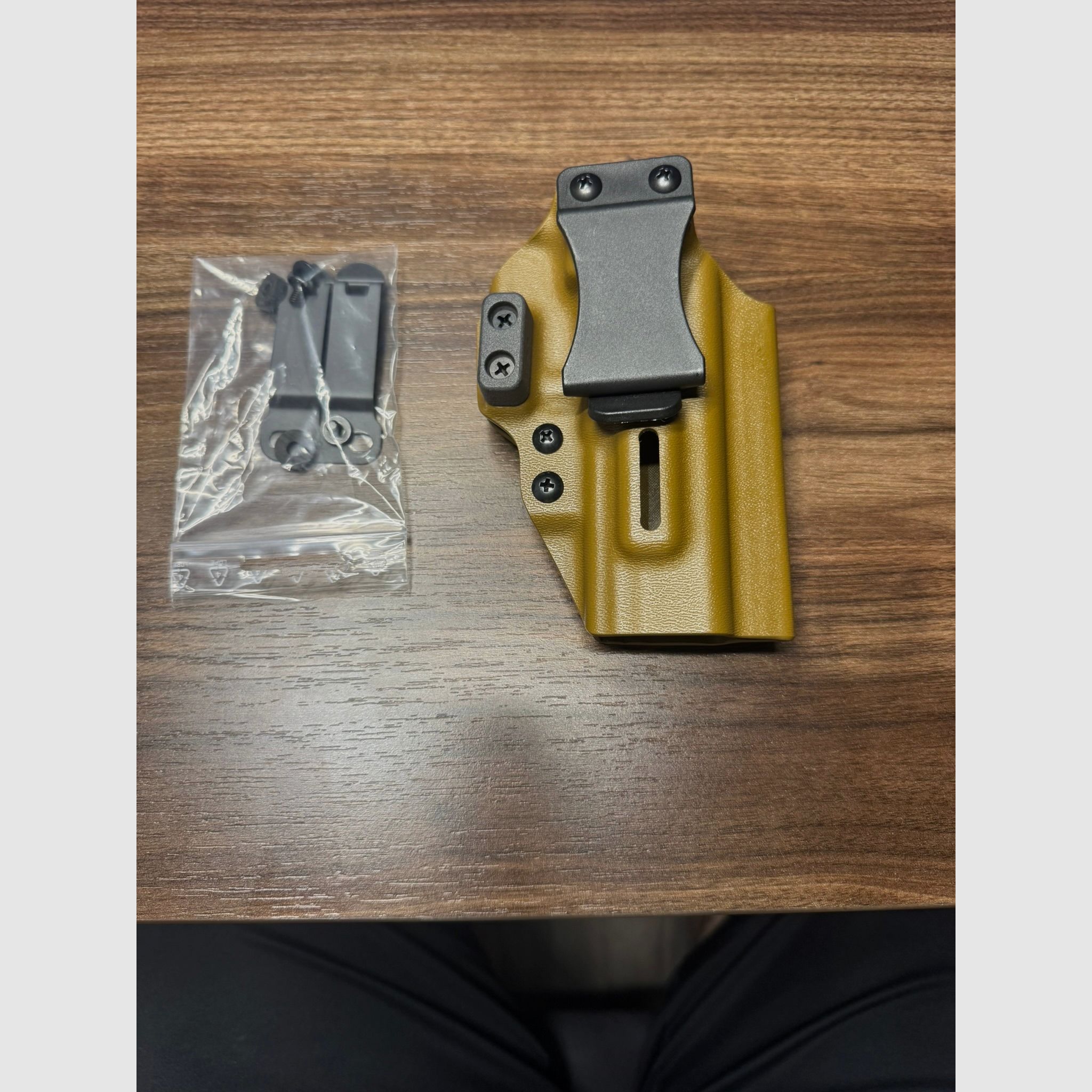 Black Trident Viking IWB Kydex Holster - Kleur Coyote