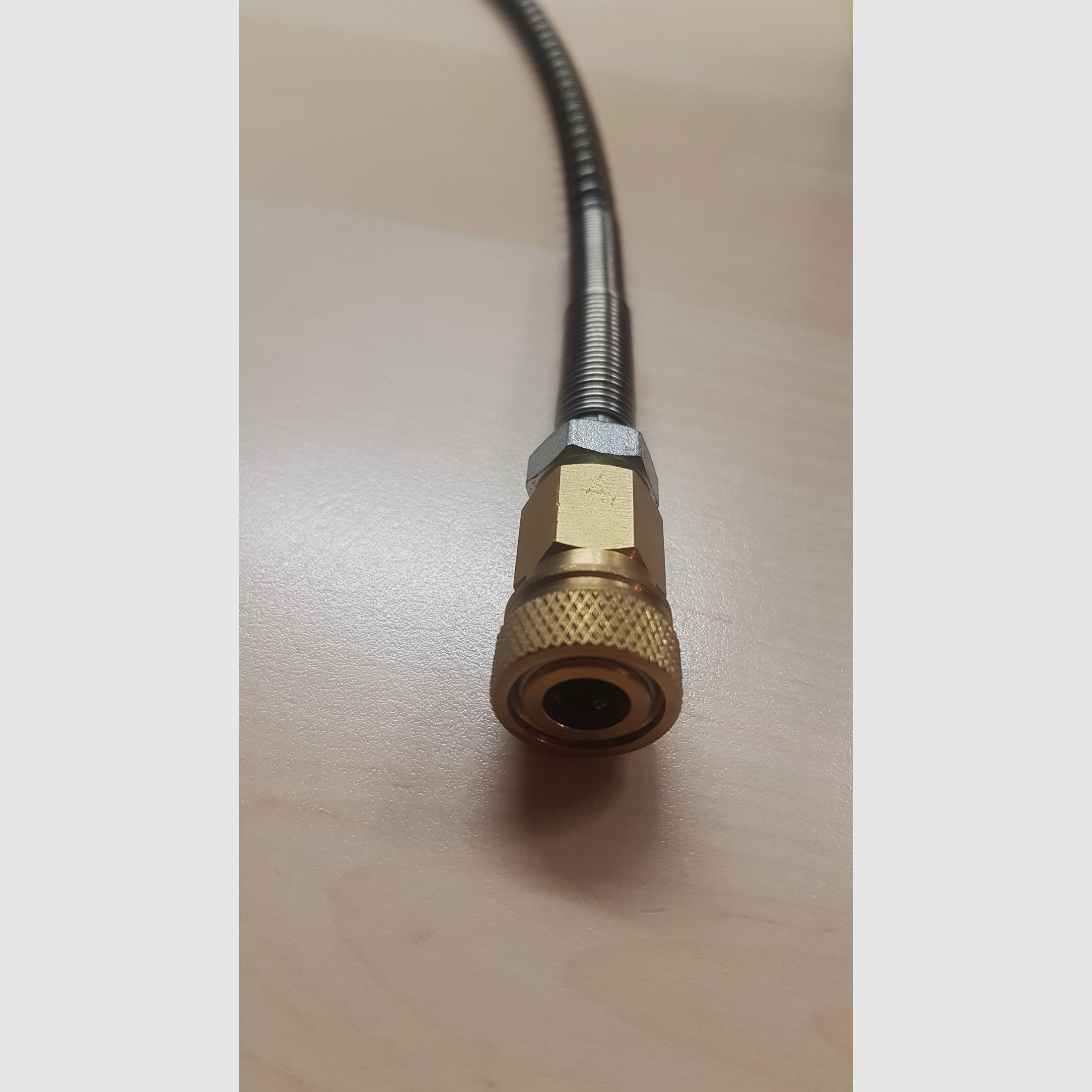 Pompe à main à air comprimé 4500 PSI / 350 bar