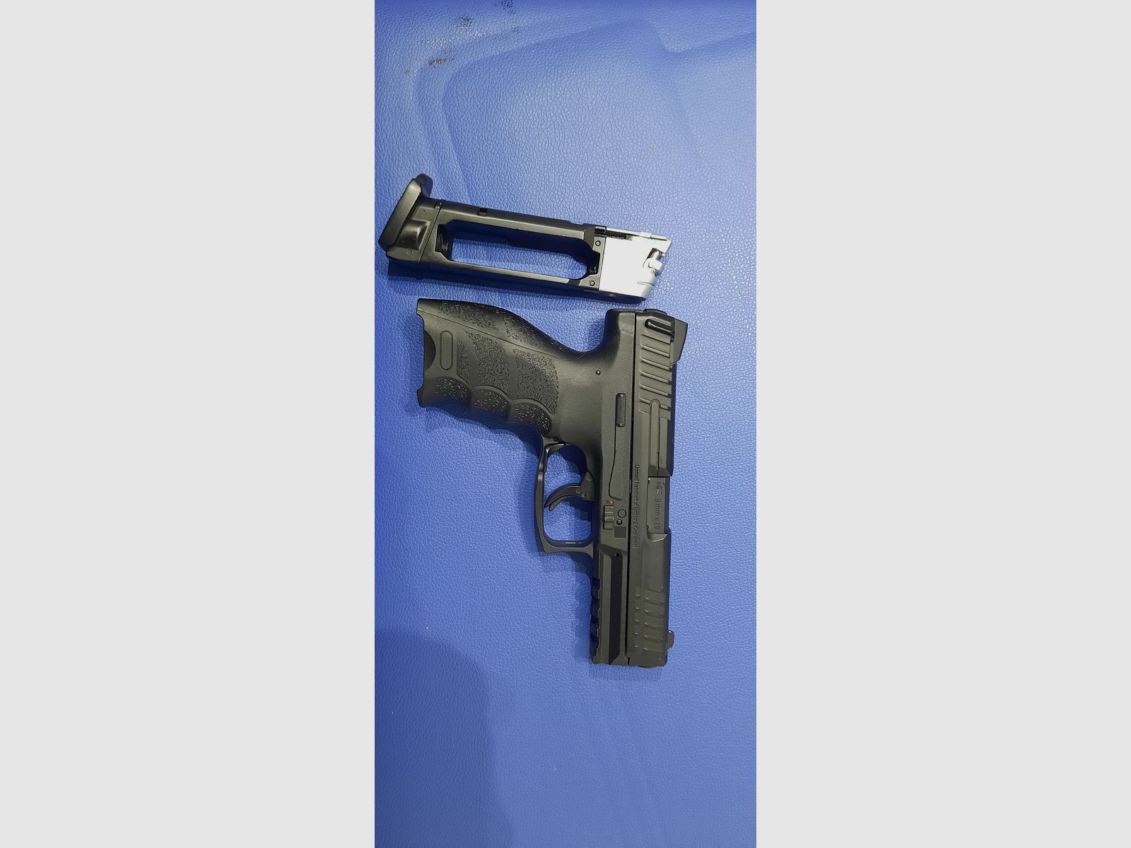 Heckler & Koch V9  4,5mm CO2 