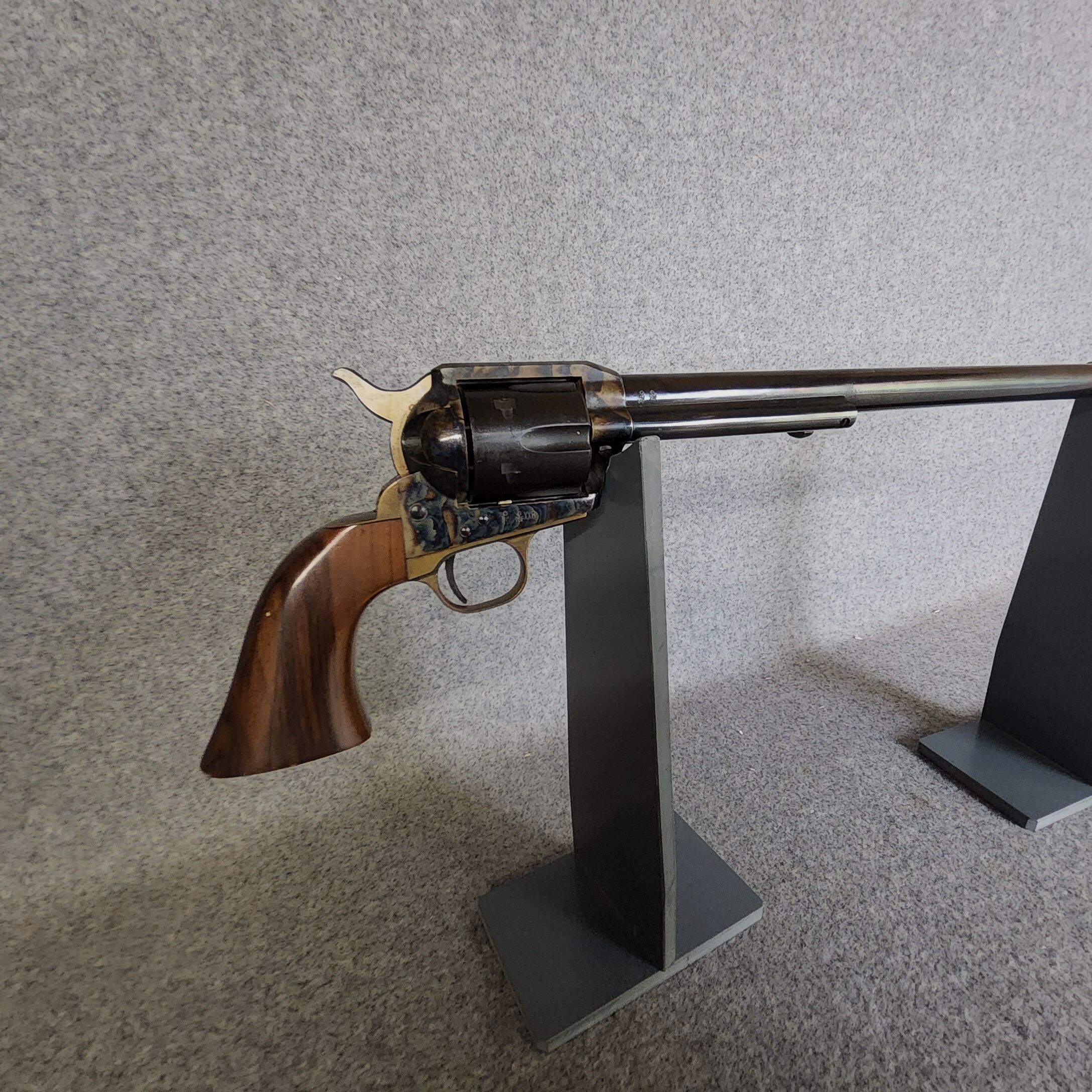 Hege Uberti	 Buntline