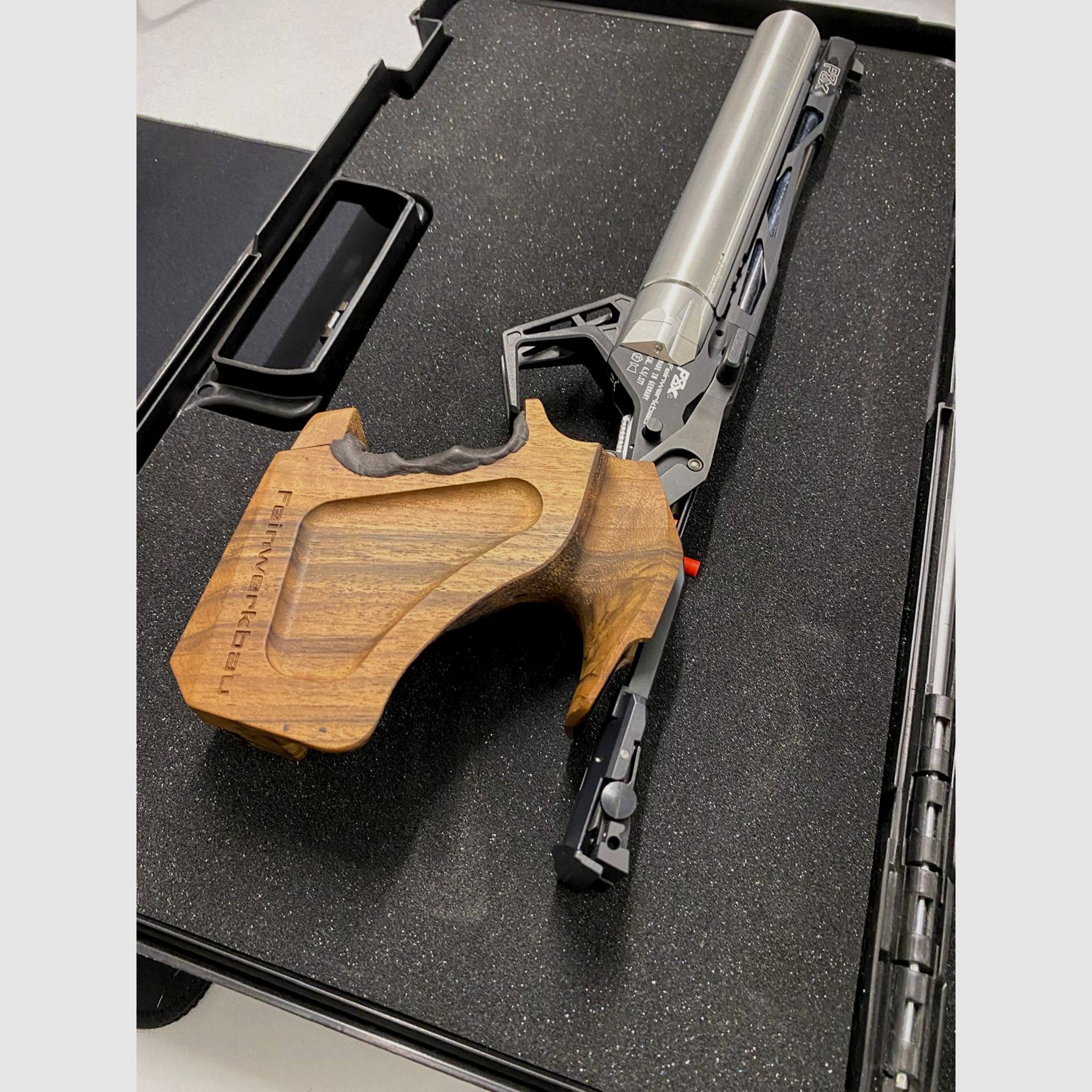 Feinwerkbau P 8X gebraucht