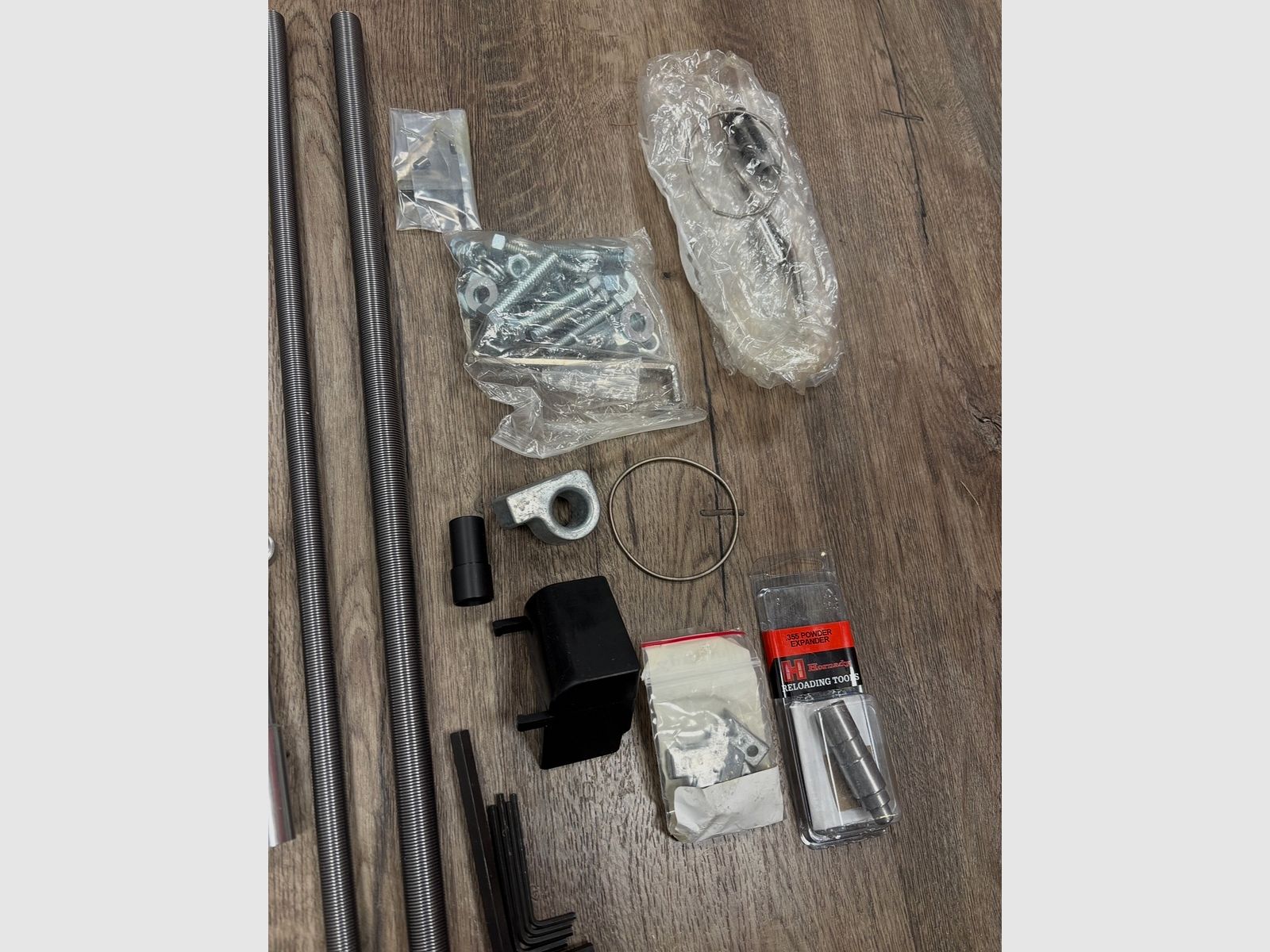 Hornady Ammoplant 5-stanowiskowa prasa do reloading z pełnym wyposażeniem w stanie nowym