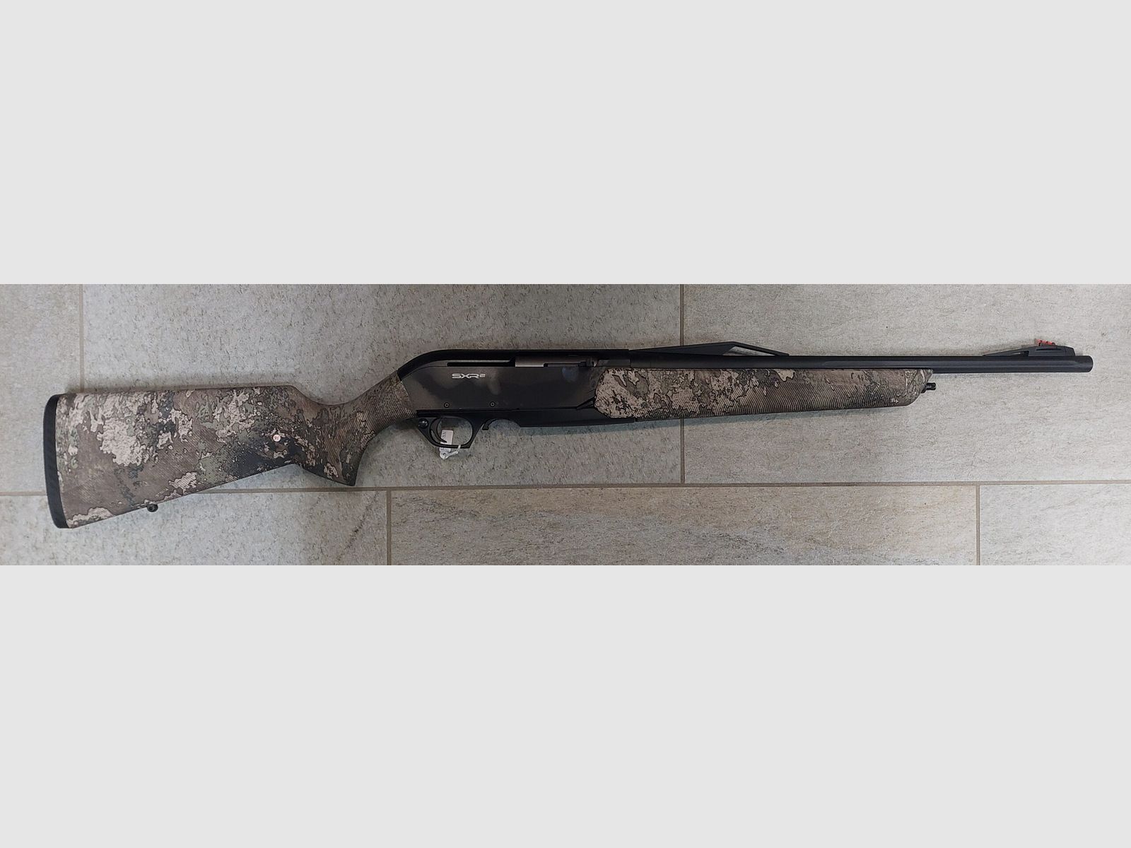 A 122 SEMIAUTOMATISCHE WINCHESTER STRATA FLUTED CAL 30-06