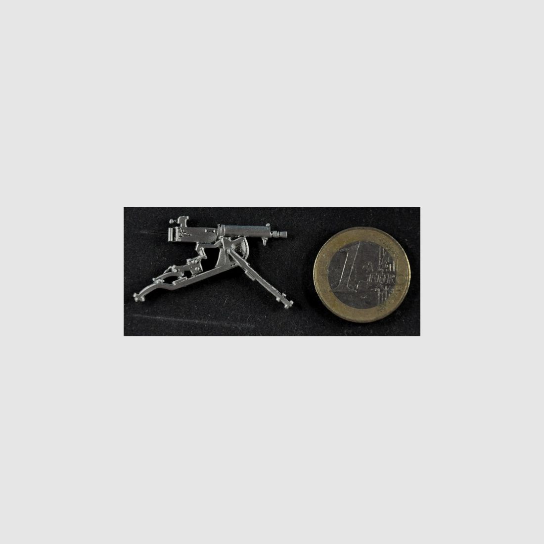 Maxim-Maschinengewehr MG08 als Metall-Anstecker