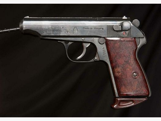 FEG Pistole mit Gewindelauf 9mm Walam 48