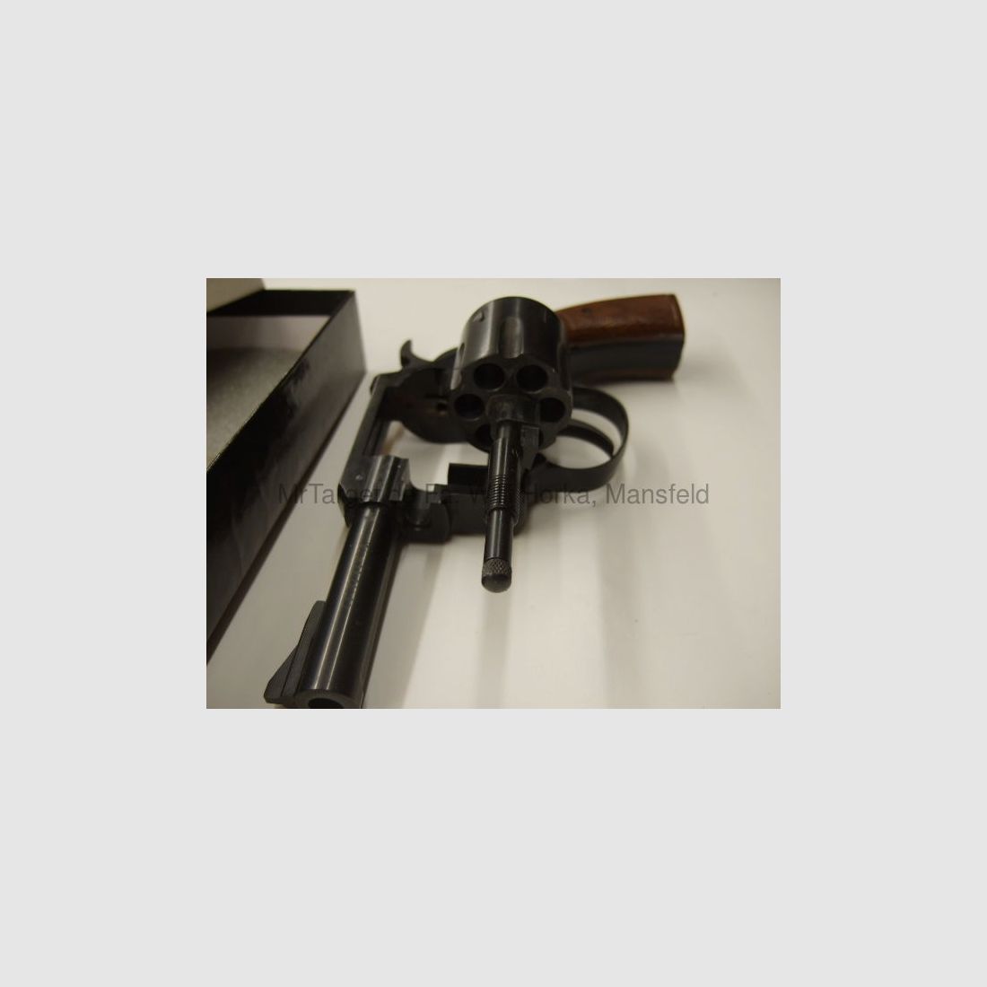 EM-GE Sports Equipment GmbH 323, 6-shot, LIKE NEW, 3"-run, from collection