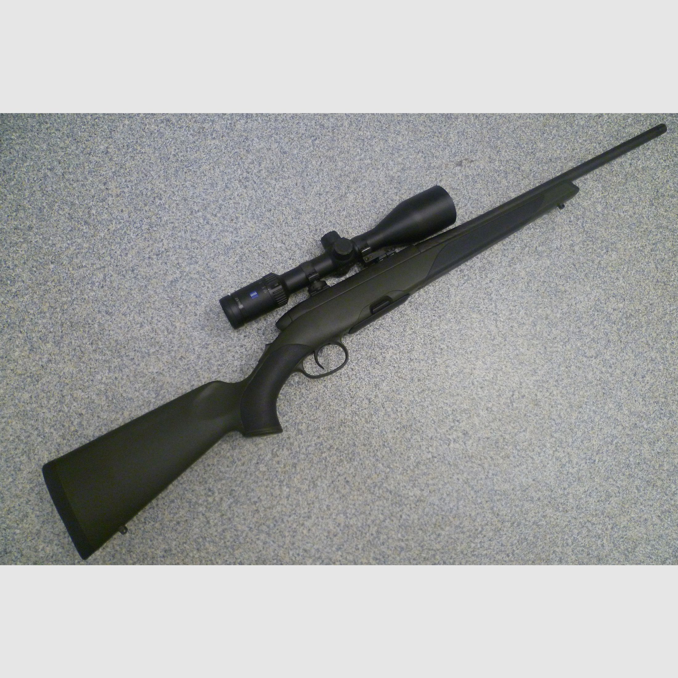Rifle repetidora Steyr SM 12 .30-06 Spring. Sistema de enlace Zeiss Conquest V6 y SD