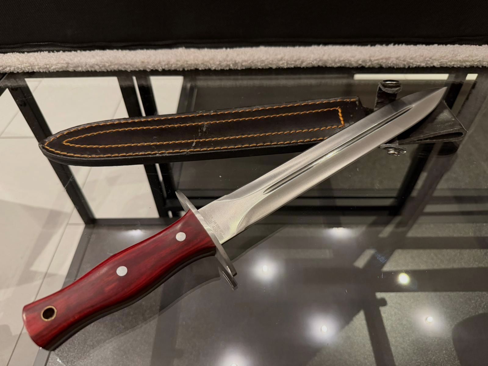 Bayonet dagger knife