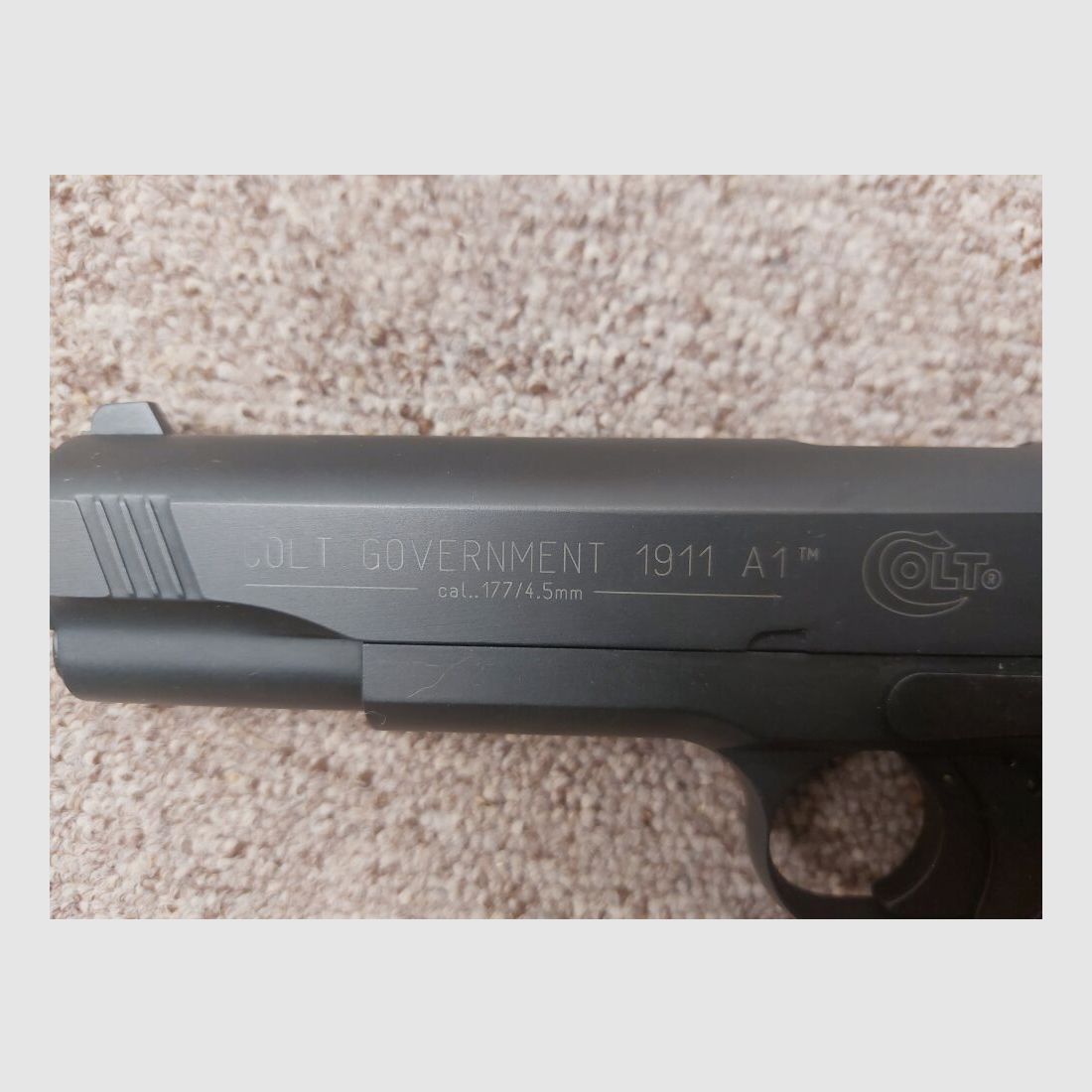Colt/ Umarex M 1911 A1, Bild 4 von 6
