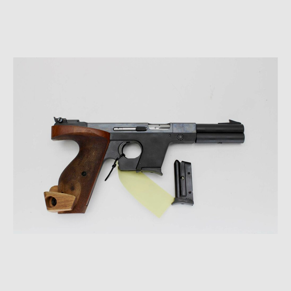 Pistole Walther OSP mit 2 Magazinen .22Short