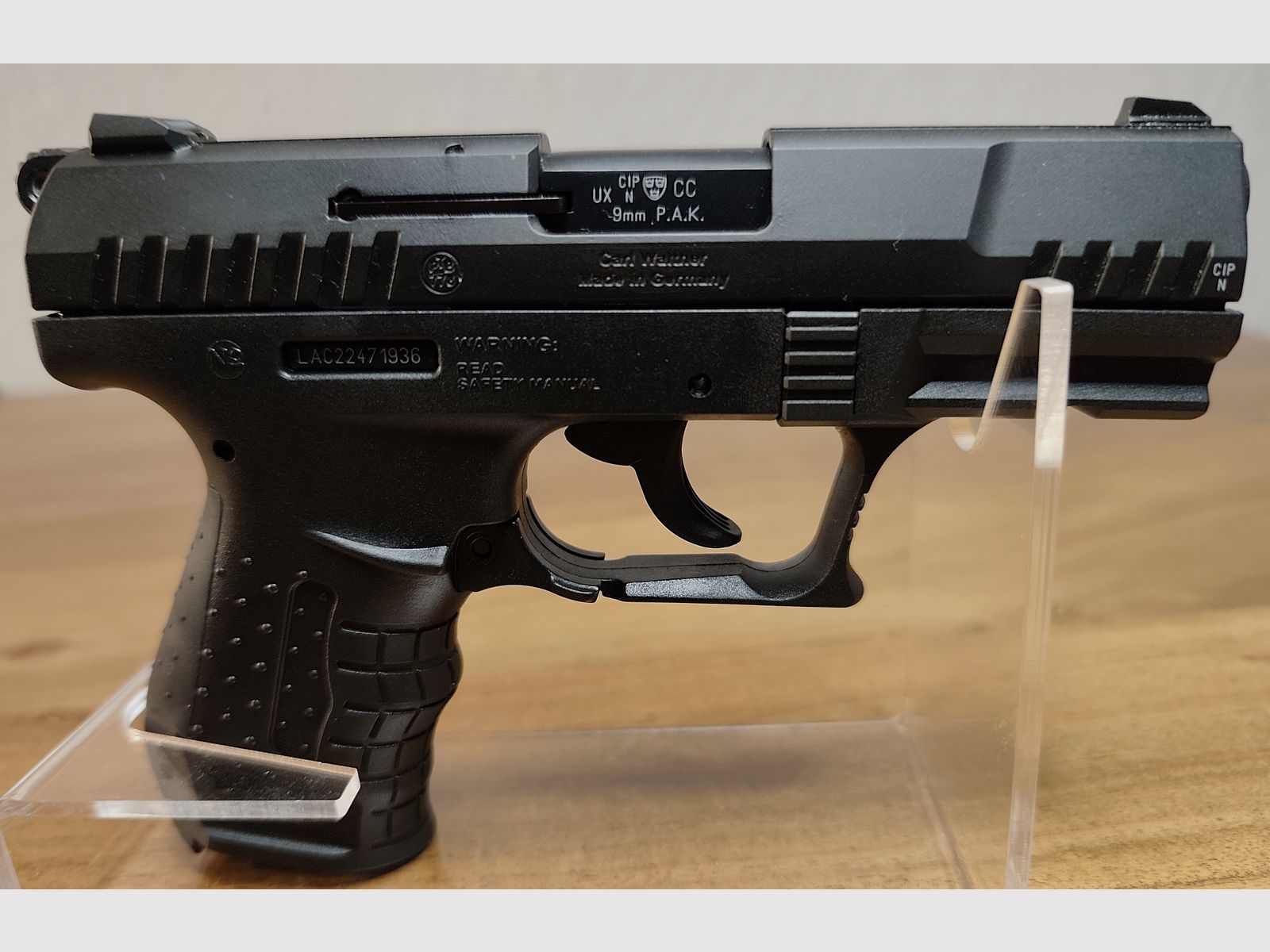 Walther P 22 czarny PTB 778 w stanie nowym OVP + amunicja