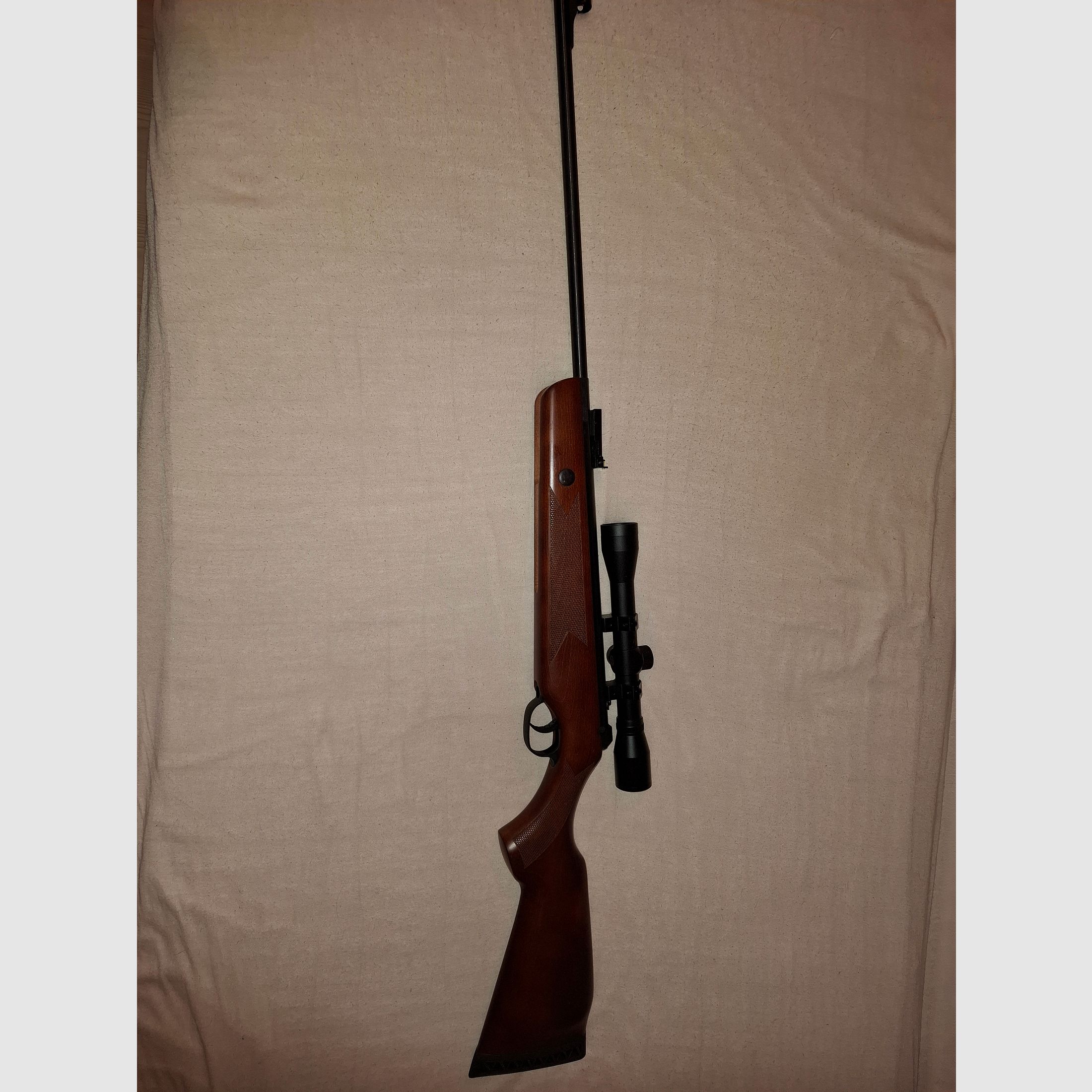 Hämmerli Hunter Force 600 nuevo. Con mira telescópica 4x32