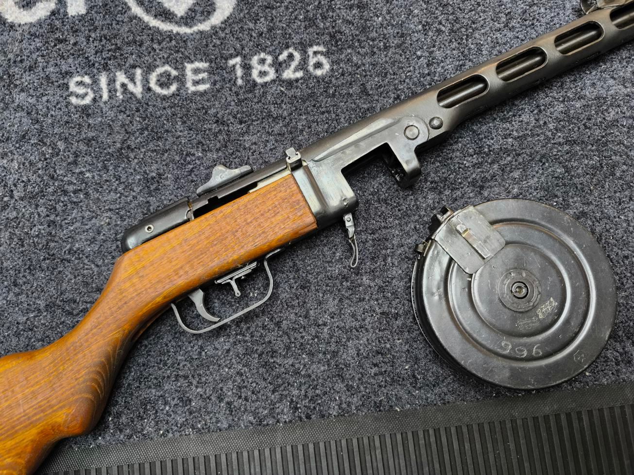Pistolet maszynowy PPSz 41-s kal. 7,62×25, zdjęcie 6 z 9