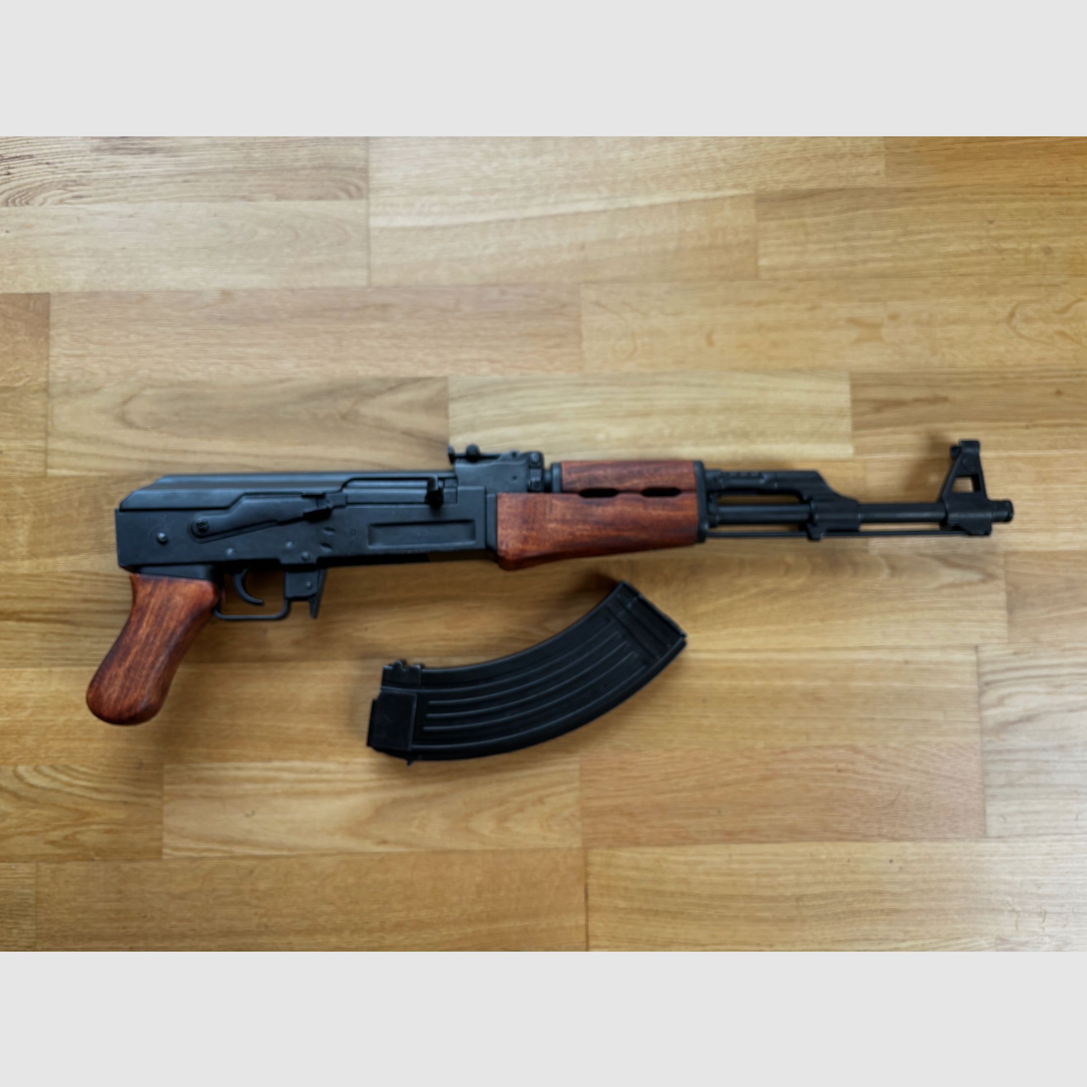 DEKO AK-47 Kalaschnikow sans crosse Denix