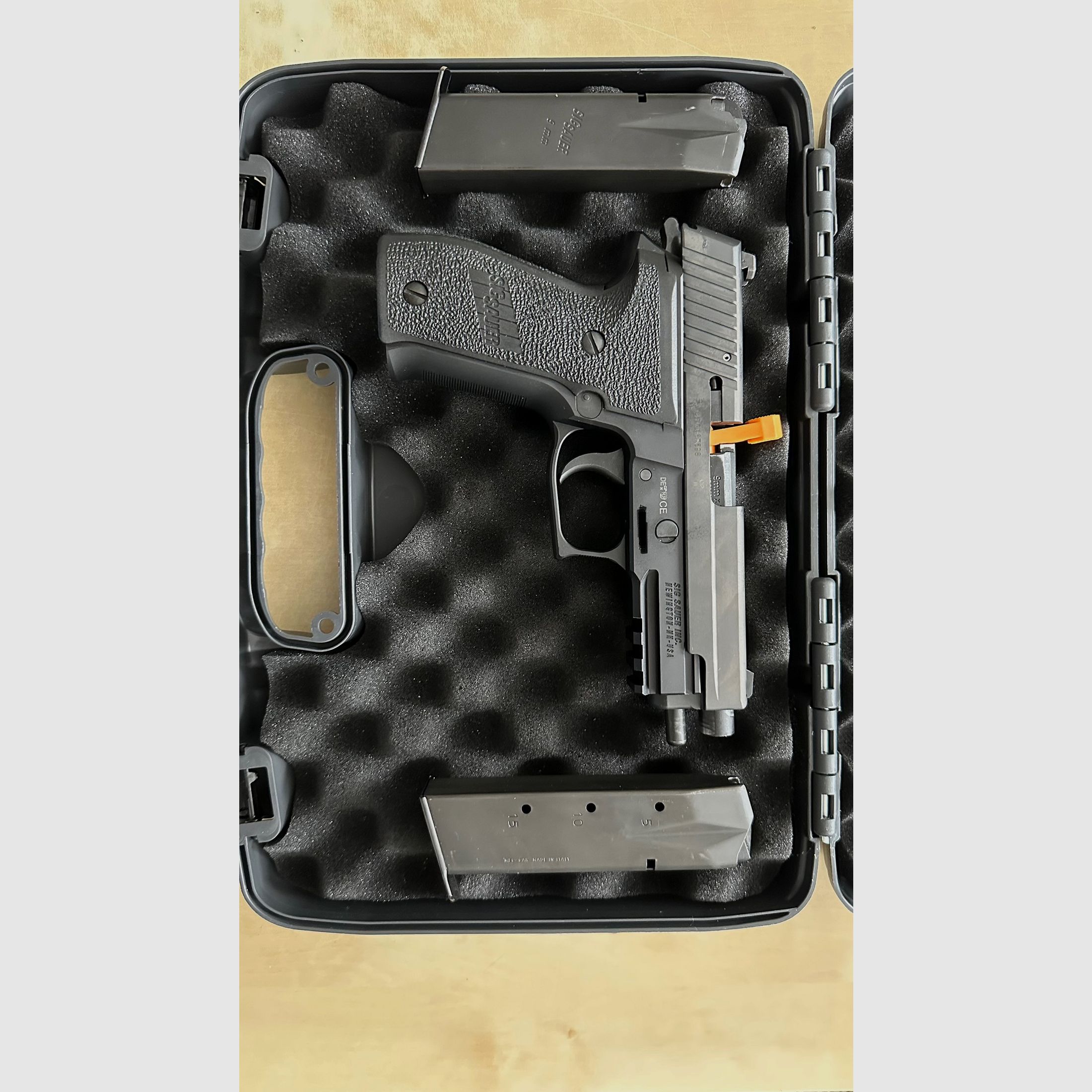 Sig Sauer p226 MK25