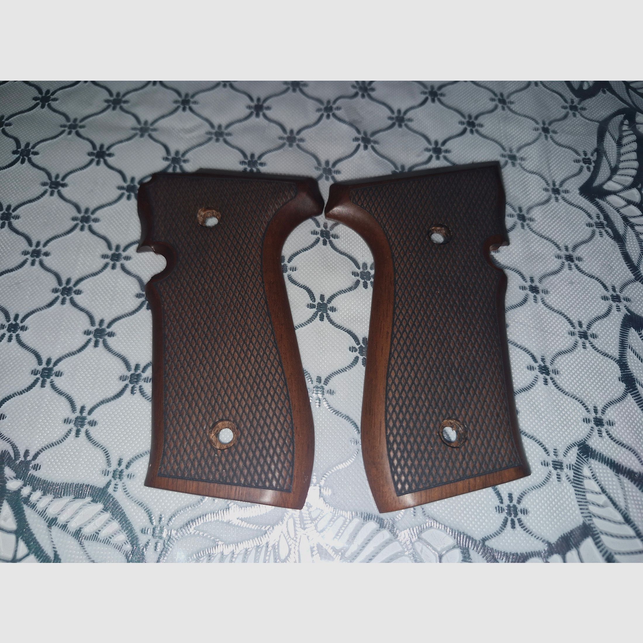 Griffschalen MAGNUM FIRAT