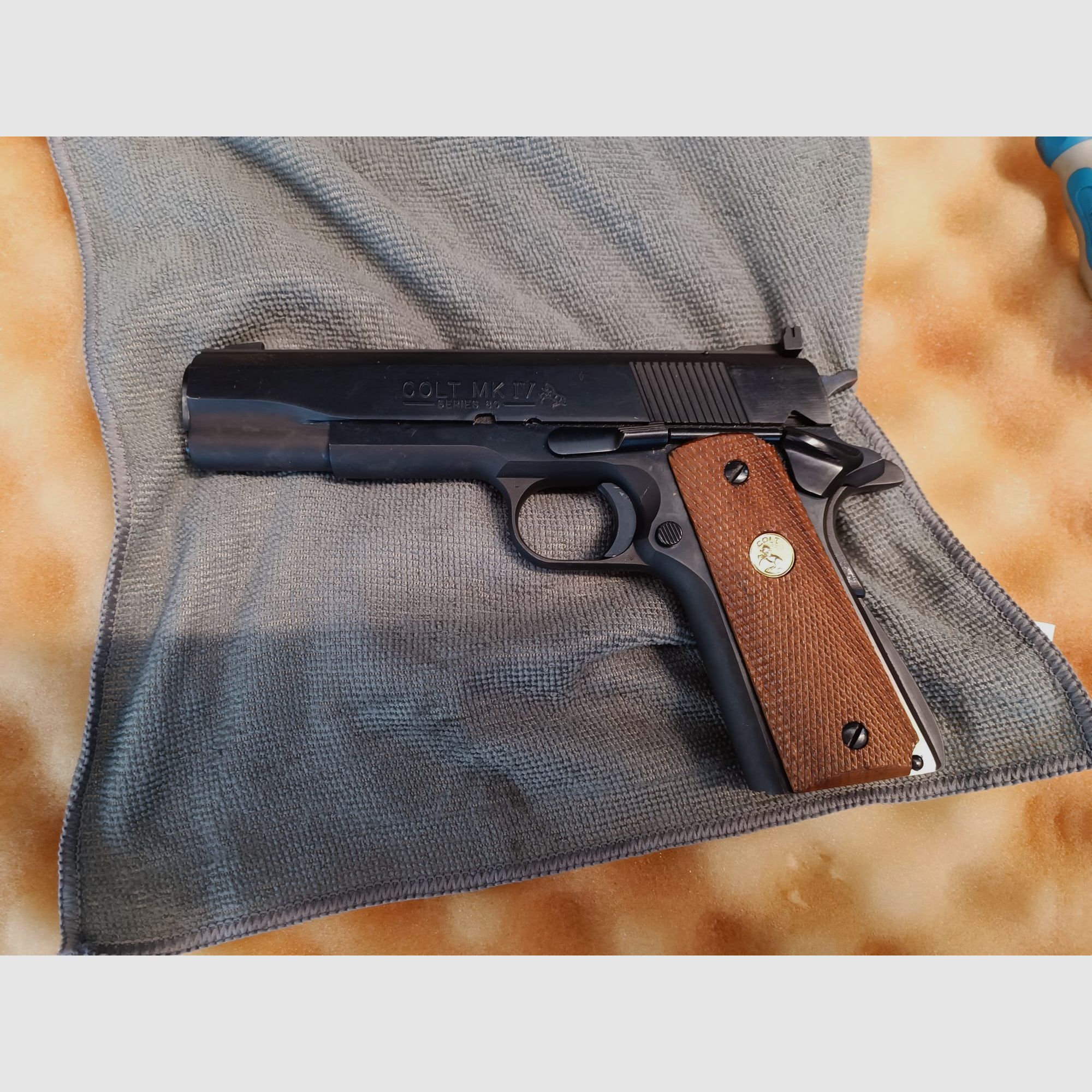 Verkaufe: Colt 1911 Serie 80 – Kaliber .45 ACP mit zwei Wechselsystemen (9mm & .22lr)