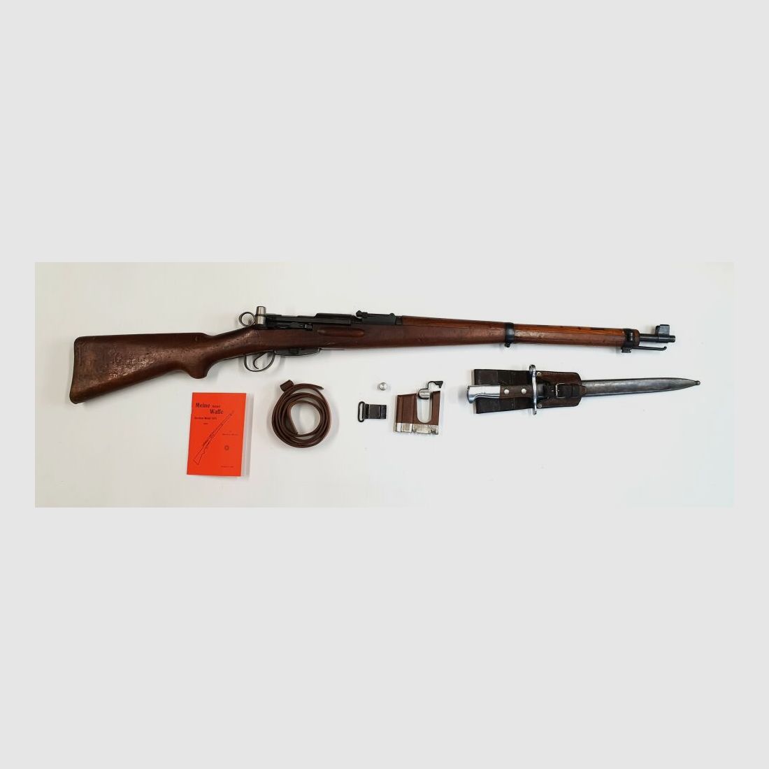 Waffenfabrik Bern K31 Kaliber 7,5x55swiss komplett nummerngleich + Bajonett