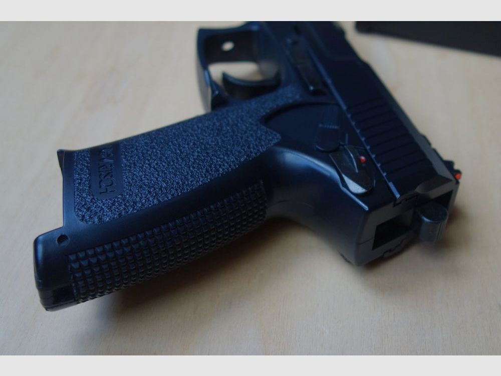 Novritsch SSX 23 Softair pistol 6mm + accessori CONDIZIONE TOP