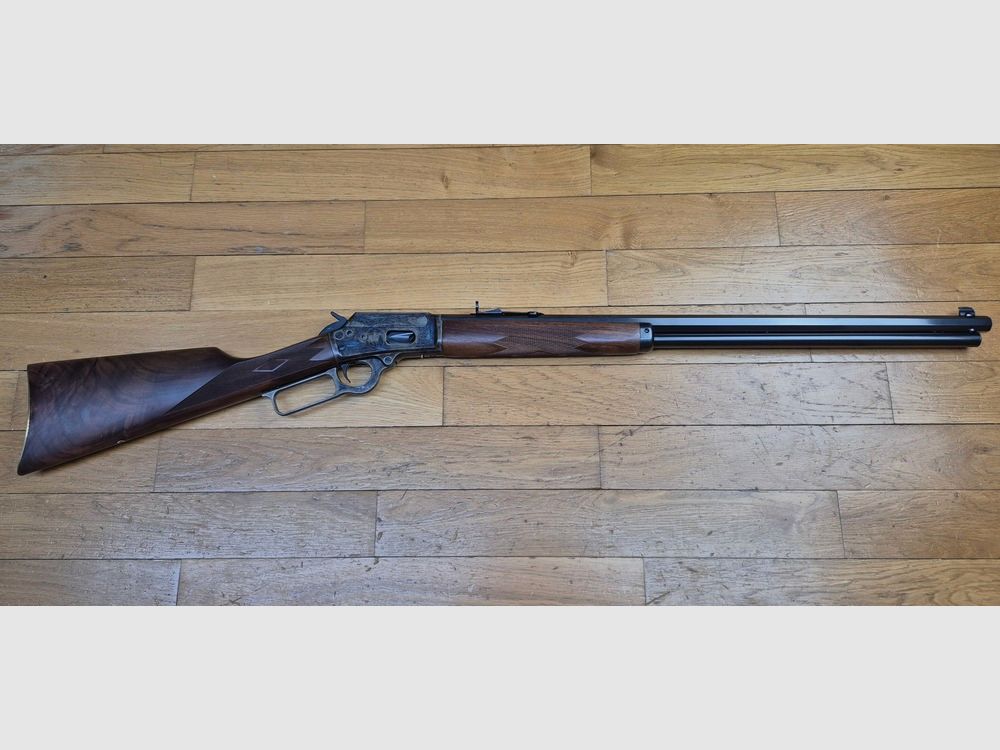Uitzonderlijk onderhevelgeweer Marlin model 1894 S – Zeldzame herdenkingsserie "1894 CENTURY LIMITED" – Exemplaar 2.152 van slechts 2.500 geproduceerde – Vuurwapen uit 1994 – Stempel ‘JM’ voor Marlin door Marlin – Kal. .44-40WCF – 9+1 schoten – Superieur walnoot hout – Droommechaniek – Loop van 62 cm met prachtige Micro-grooves – Originele doos in uitstekende staat en documenten – Uitzonderlijk stuk in als nieuw staat – Uitstekend+++, afbeelding 2 van 40