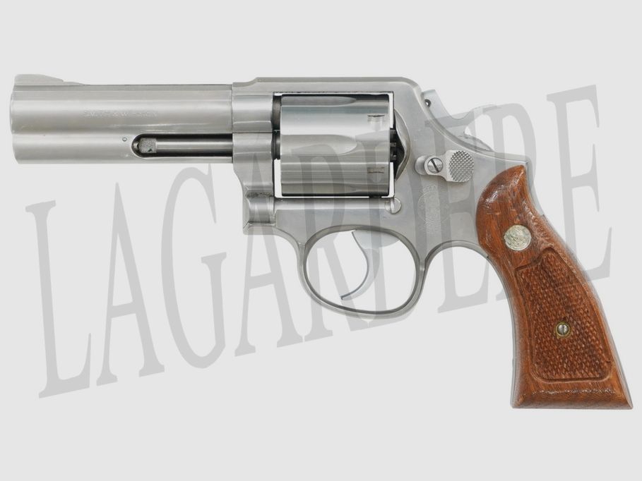 SMITH & WESSON 681 (REVOLVER)
