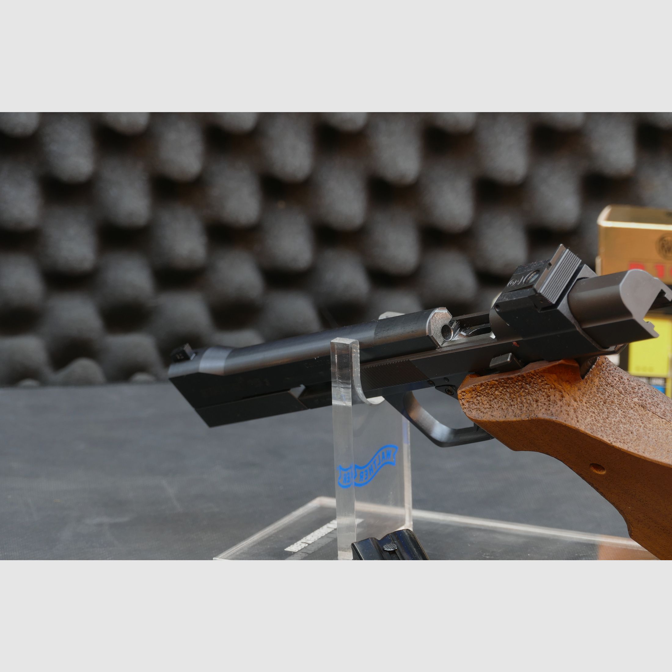 Haemmerli Pistole Mod. 215S, 215 S, Kal. .22long rifle, späte Ausführung (eckige Abzugsbügel)