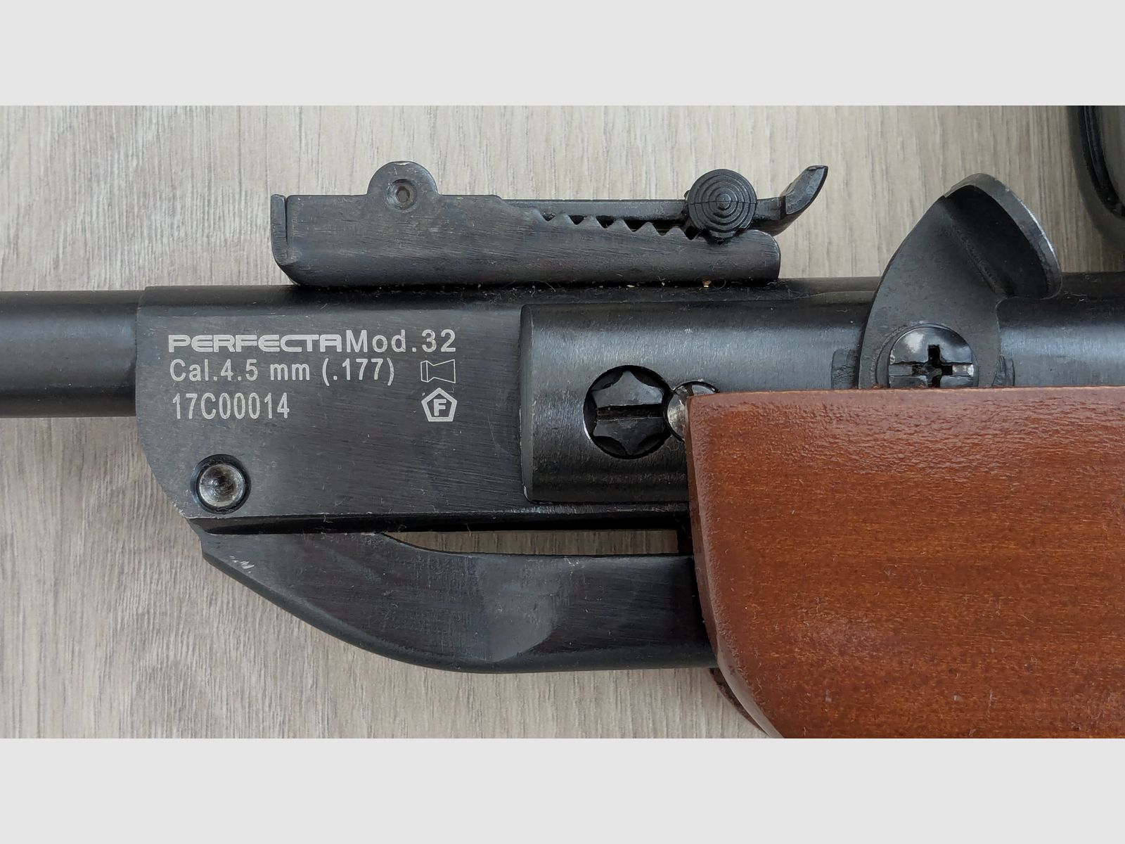 Perfecta Modell 32 inkl. Futteral und 3-9x40 Zielfernrohr, Bild 5 von 7