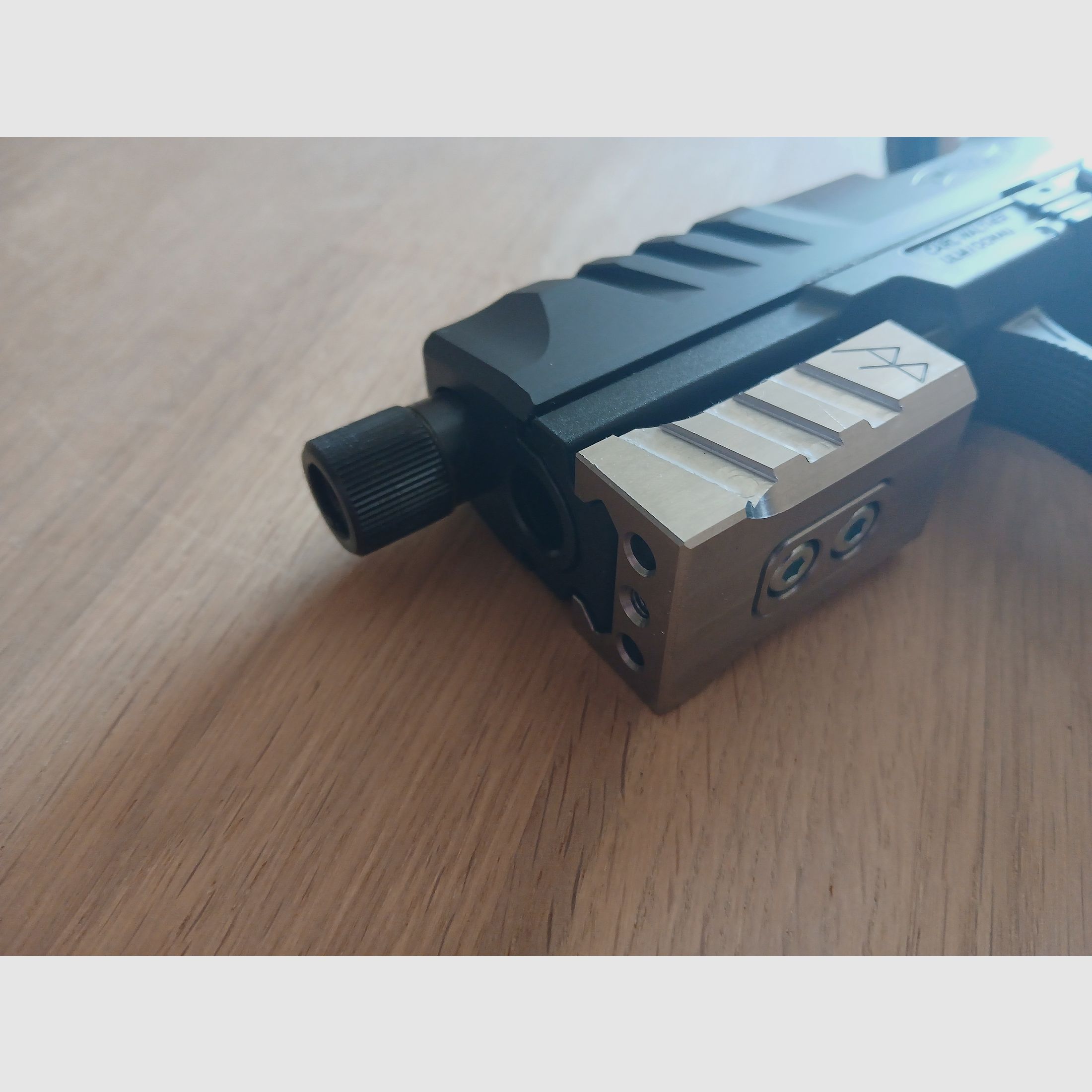 Laufgewicht für Kurzwaffen. Custom.