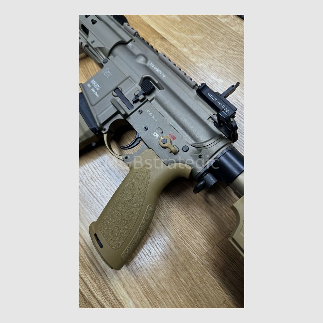 Heckler & Koch MR223 A3 Slim-Line 11" Lauf - halbautom. Büchse .223Rem inkl. Schalldämpfer ASE UTRA Dual 556-Short-QM2 Gen2 Cerakote FDE - zivile Version HK416 / G95K / G38 / mit Upgrades