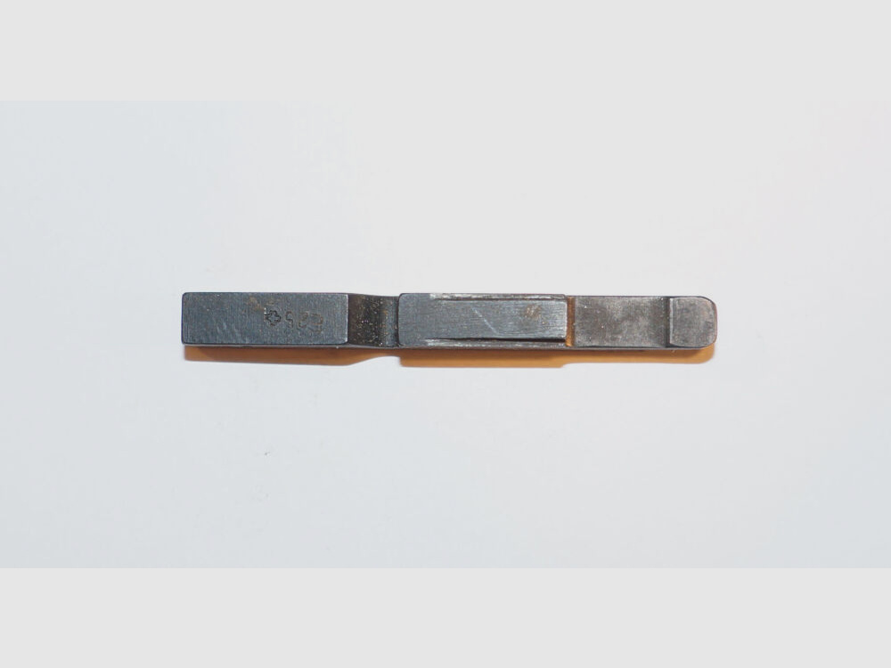 Fabryka broni w Bernie Używana dźwignia spustowa do szwajcarskiego pistoletu wojskowego Parabellum 1906, kal. 7,65mmPara, W+F P08