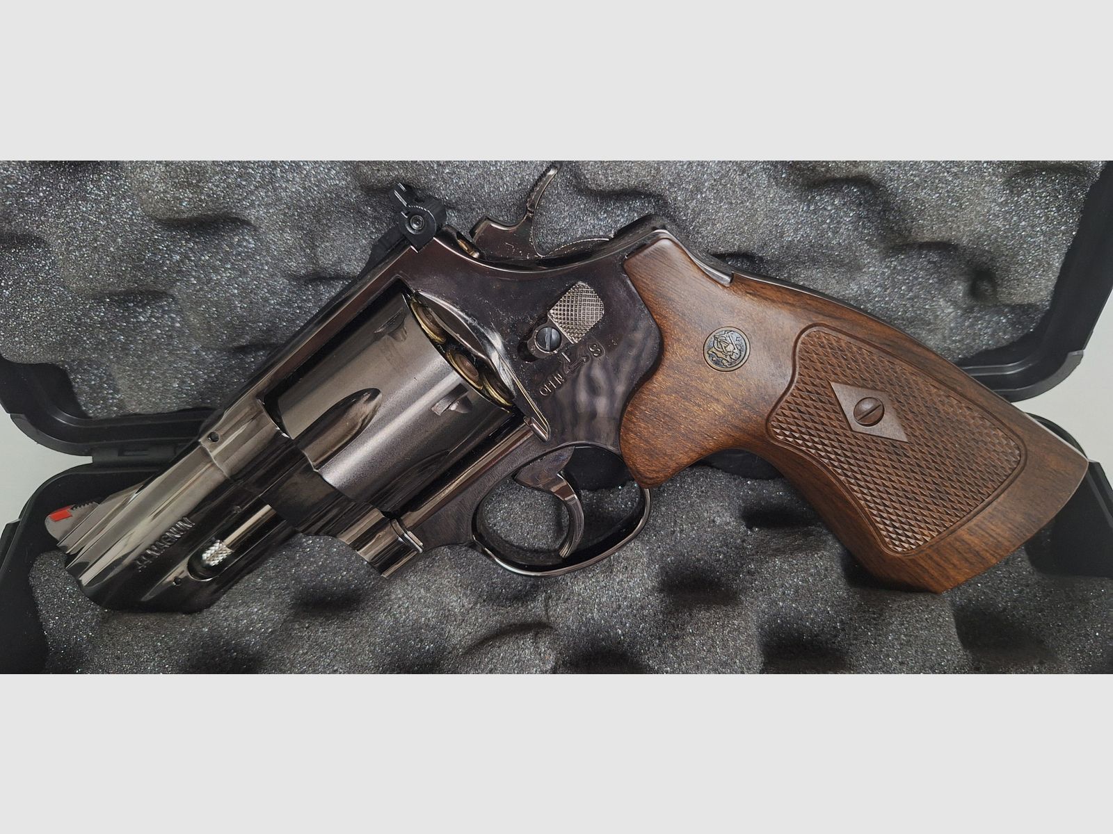 Smith & Wesson Model 29