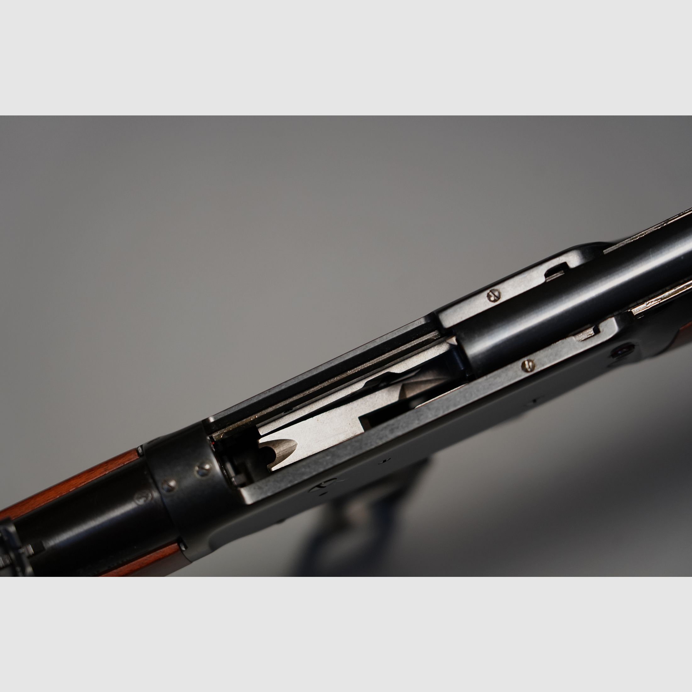 Winchester Model 94 Standard noyer, carabine à levier de sous-garde Cal. 30-30 Win. neuve, jamais tirée