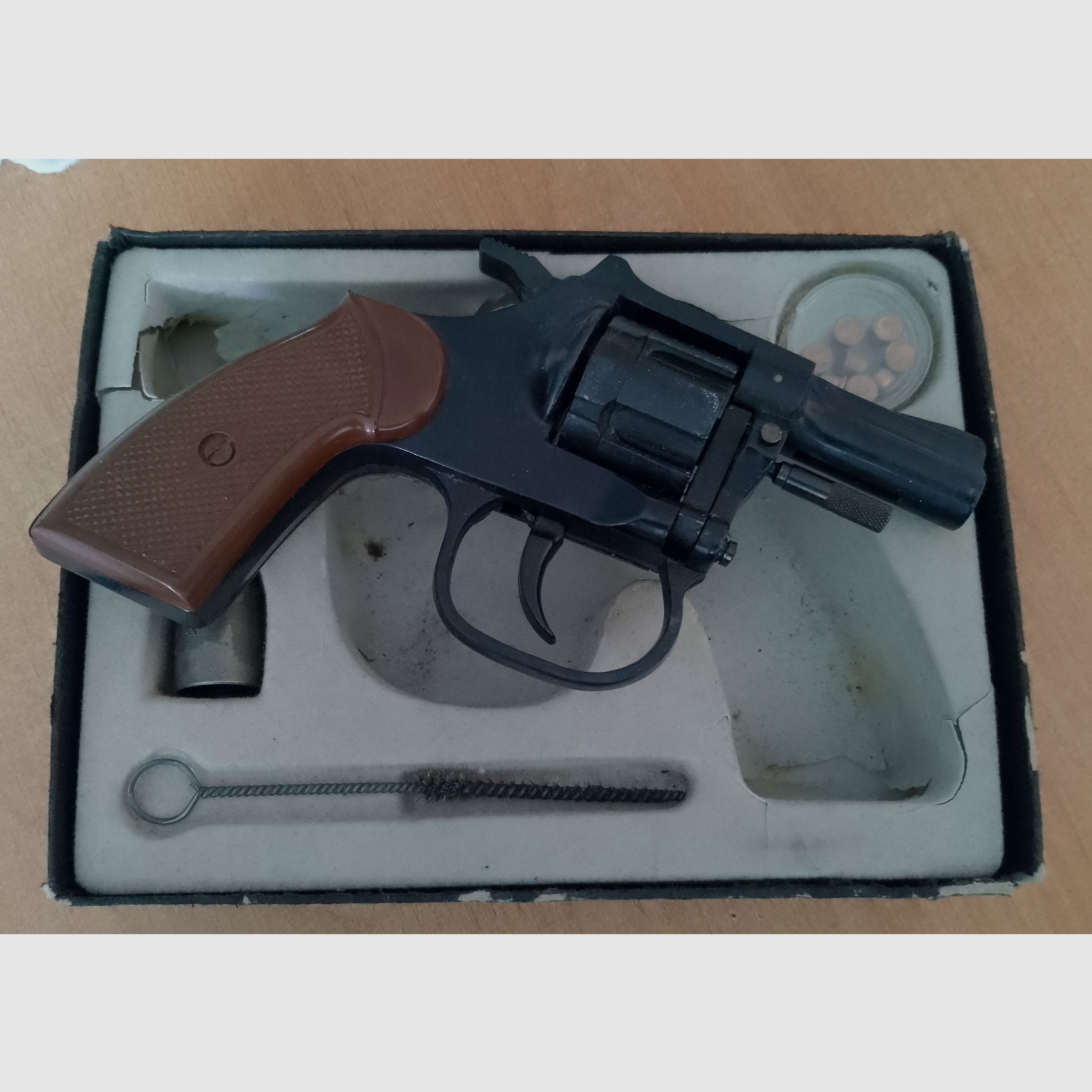 Cuno Melcher ME 86 w kal. 6 mm Knall z kielichem wystrzałowym!