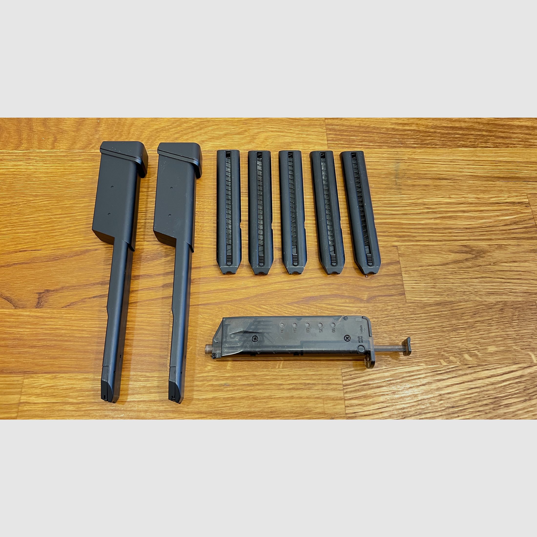 Cyma G18 / P226 / CM.030 AEP, inkl. Akku und Zubehör