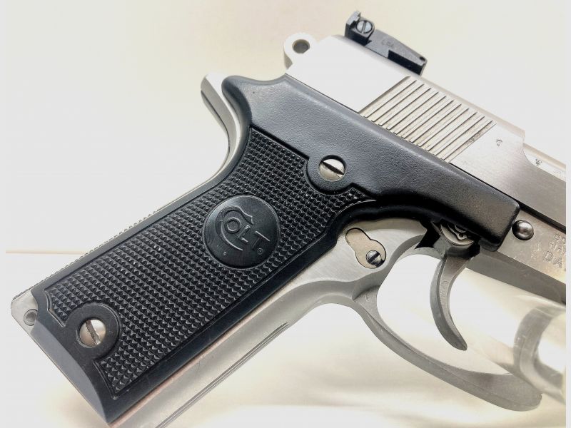 Pistole COLT Double Eagle Kal. .45 ACP stainless inkl. Peters Stahl Wechselsystem Kal. .22lr. TOP!!!