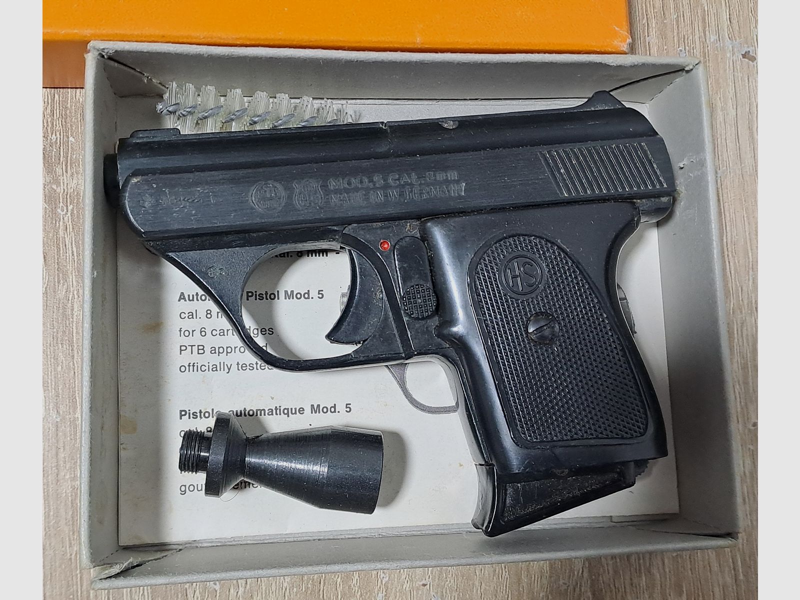 HS Mod.5 in caliber 8 mm blank/ PTB 100/2 with packaging!