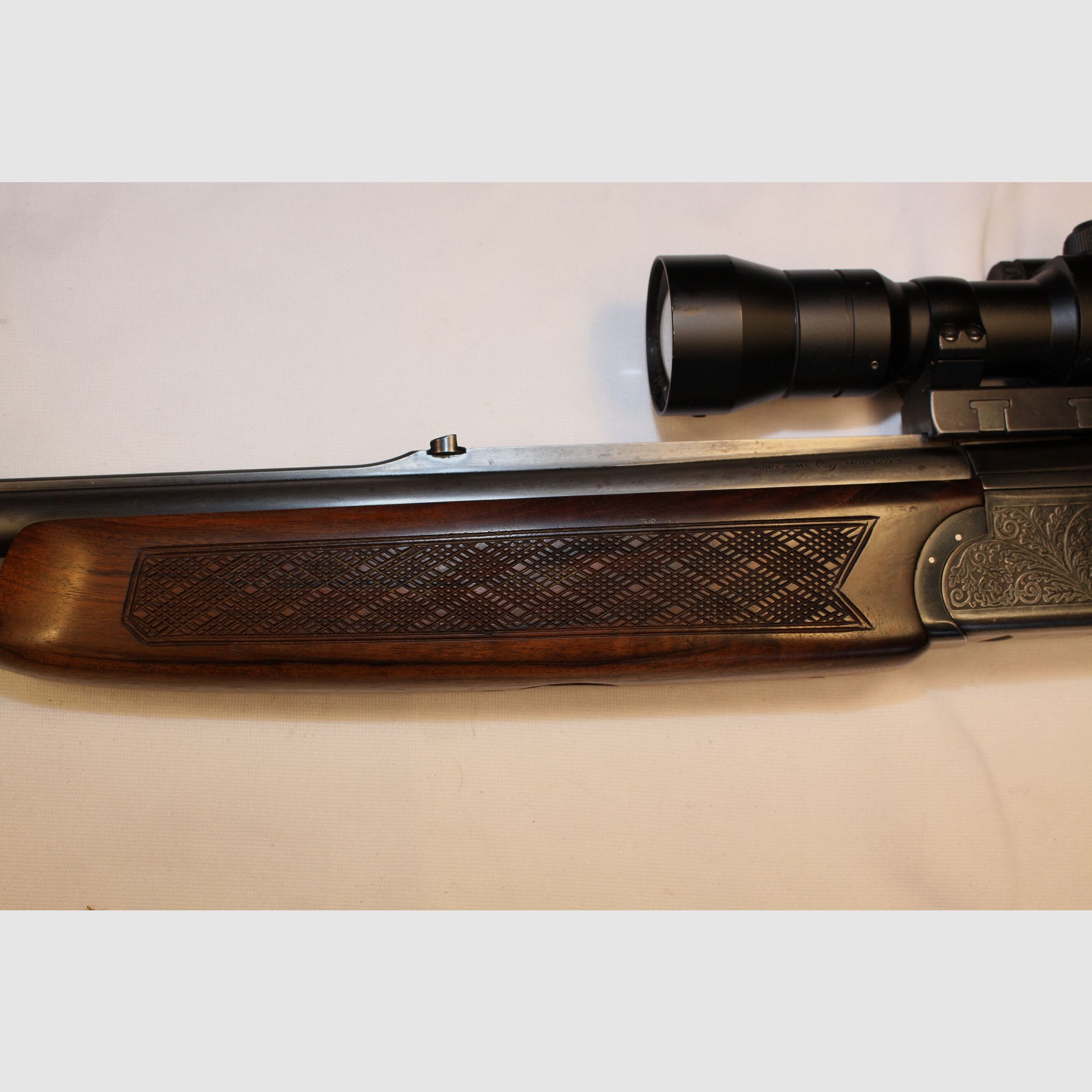 Brno Arms BBF für den Drückjagd-  Durchgehschützen in 12/70 und 7x65R.
