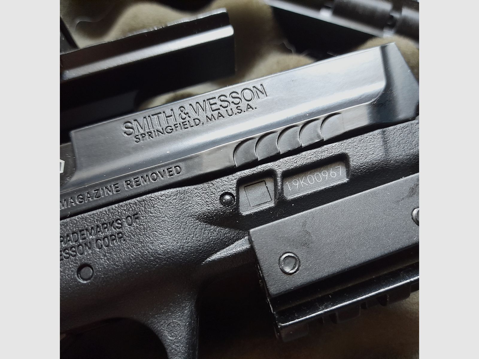 Umarex Smith & Wesson M&P9 M2.0 mit 2 TPM Magazinen im Koffer Set