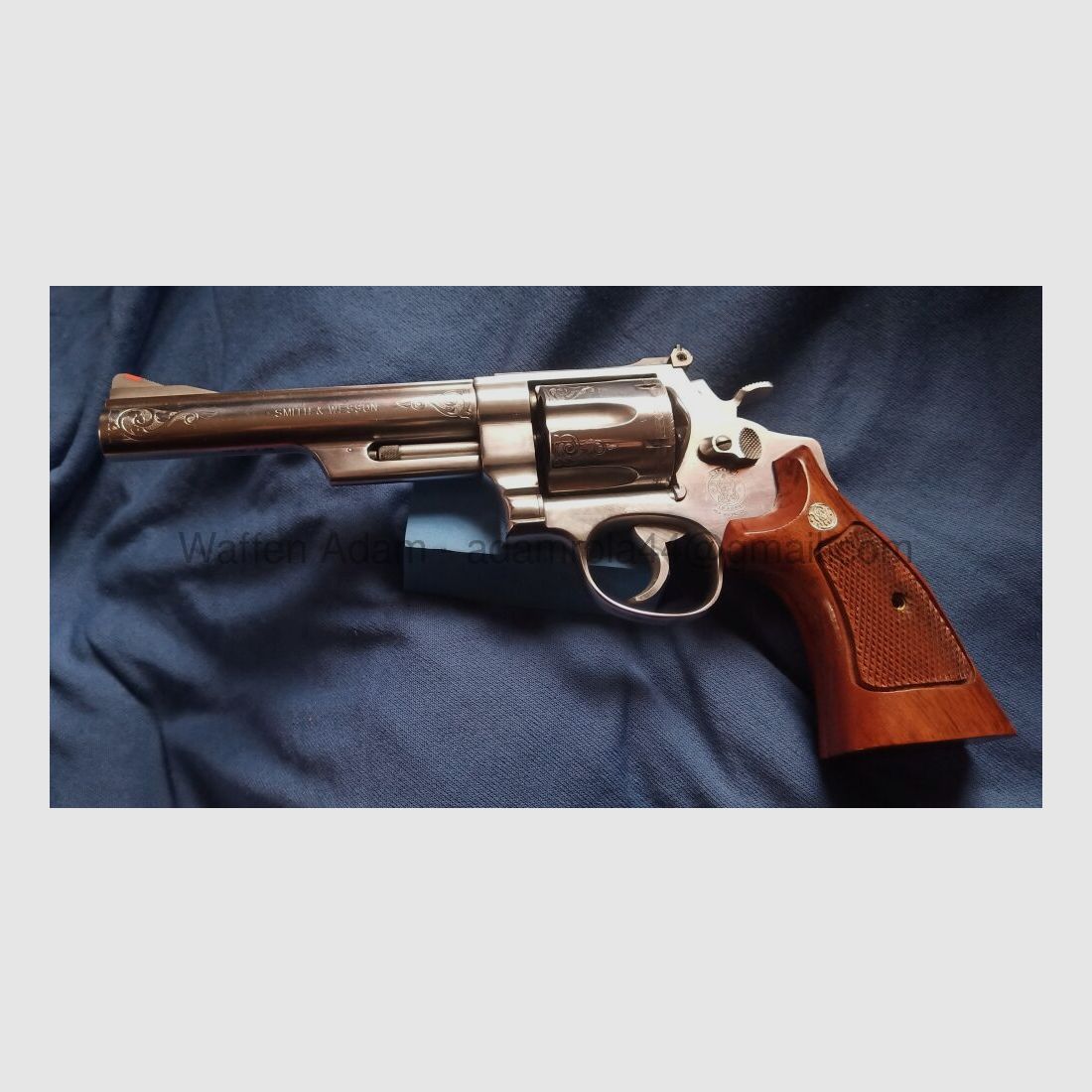 Smith & Wesson 6 inch 629-3 Stainless "de luxe