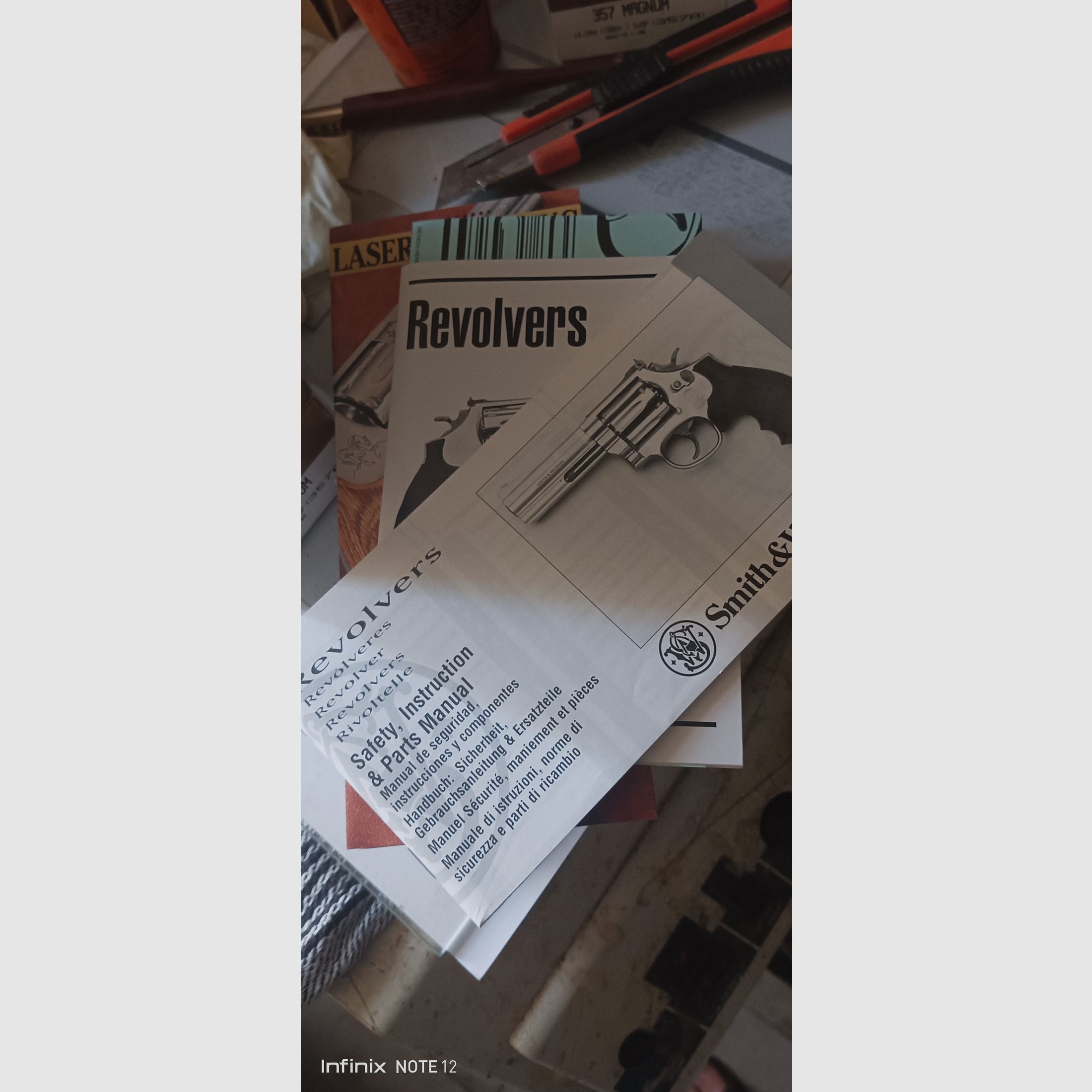 Rewolwer Smith & Wesson 6" lufa