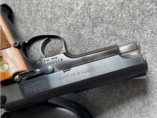 Smith & Wesen Pistole M39 9mm para neuwertig