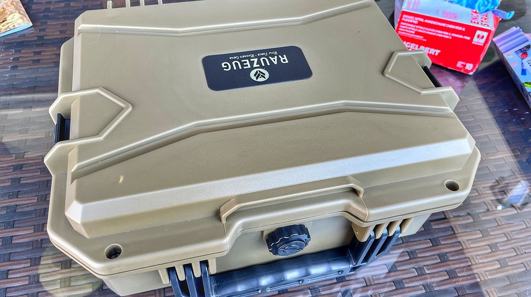 RAUZEUG RC350 – wasserdichter Koffer für Equipment und Kurzwaffen