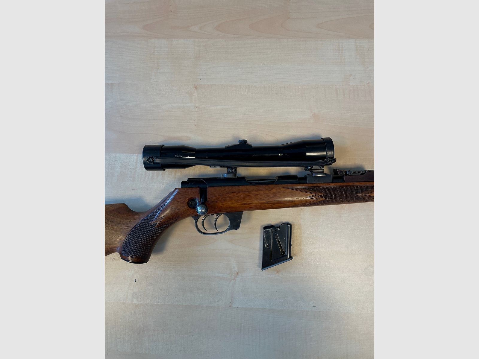 Rep. rifle Walther Cal. .22 Hornet with scope Nickel Supra 4x36 L8i