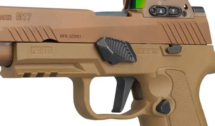 Sig Sauer M17 SOF 9mm – Coyote avec canon fileté et viseur point rouge, image 2 sur 3