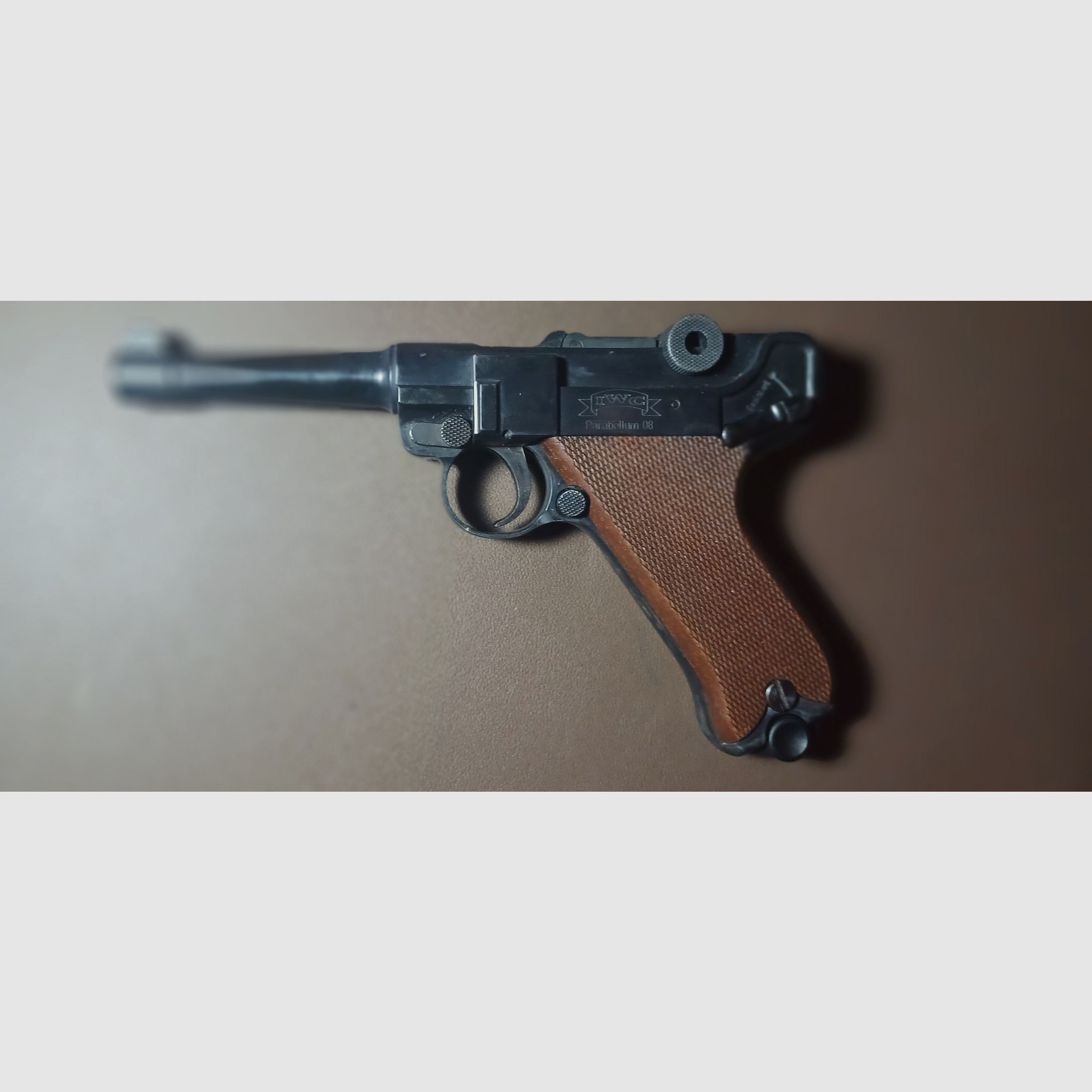 Pistole Parabellum 08, 8mm Schreckschuss, von IWC