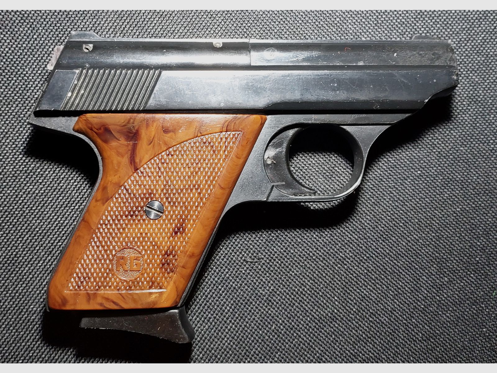 Röhm RG8 (RG 8) Pistolet à blanc Cal. 8mm OVP (PTB 154) RARE !